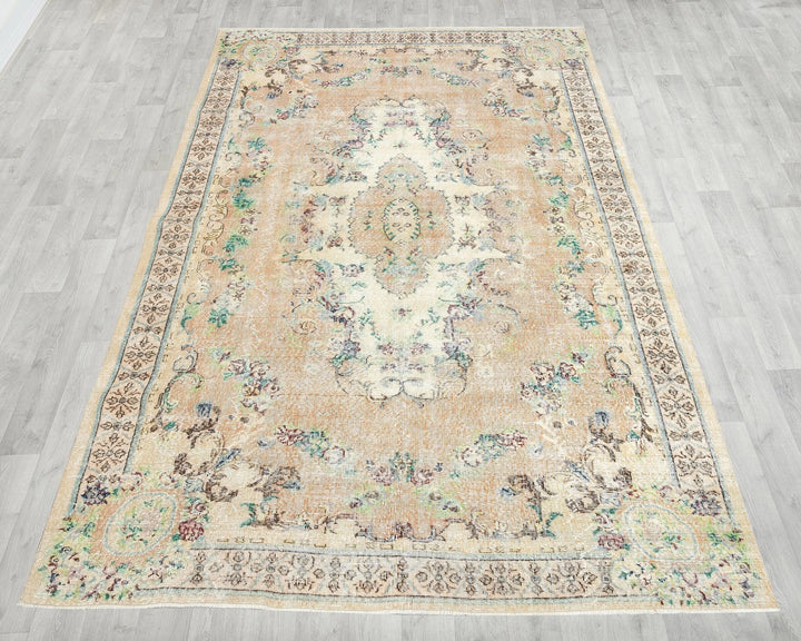 Oushak Rug 6' 8" x 10' 4" | No. VR46555