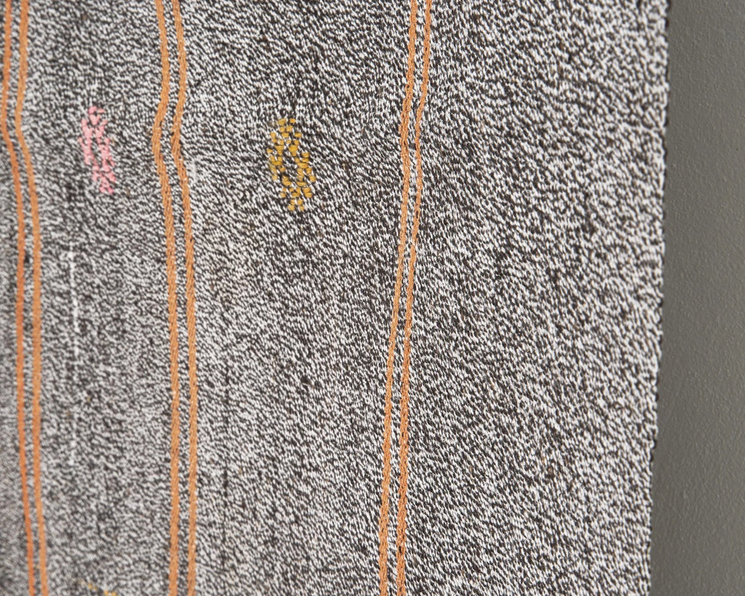 Gray Turkish Kilim Rug 5' 7" x 9' 2" Flat-Weave | No. VR46693