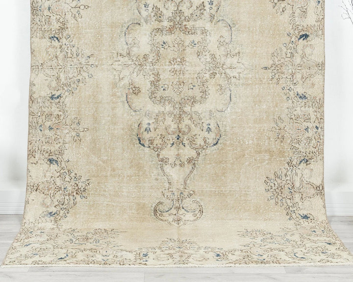 Multicolor Turkish Oushak Rug 4' 8" x 8' 6" Hand-Knotted | No. VR46765