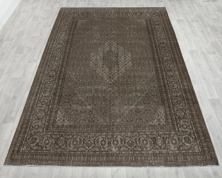 Brown Oushak Rug 8' 6" x 11' 2" | No. VR46881