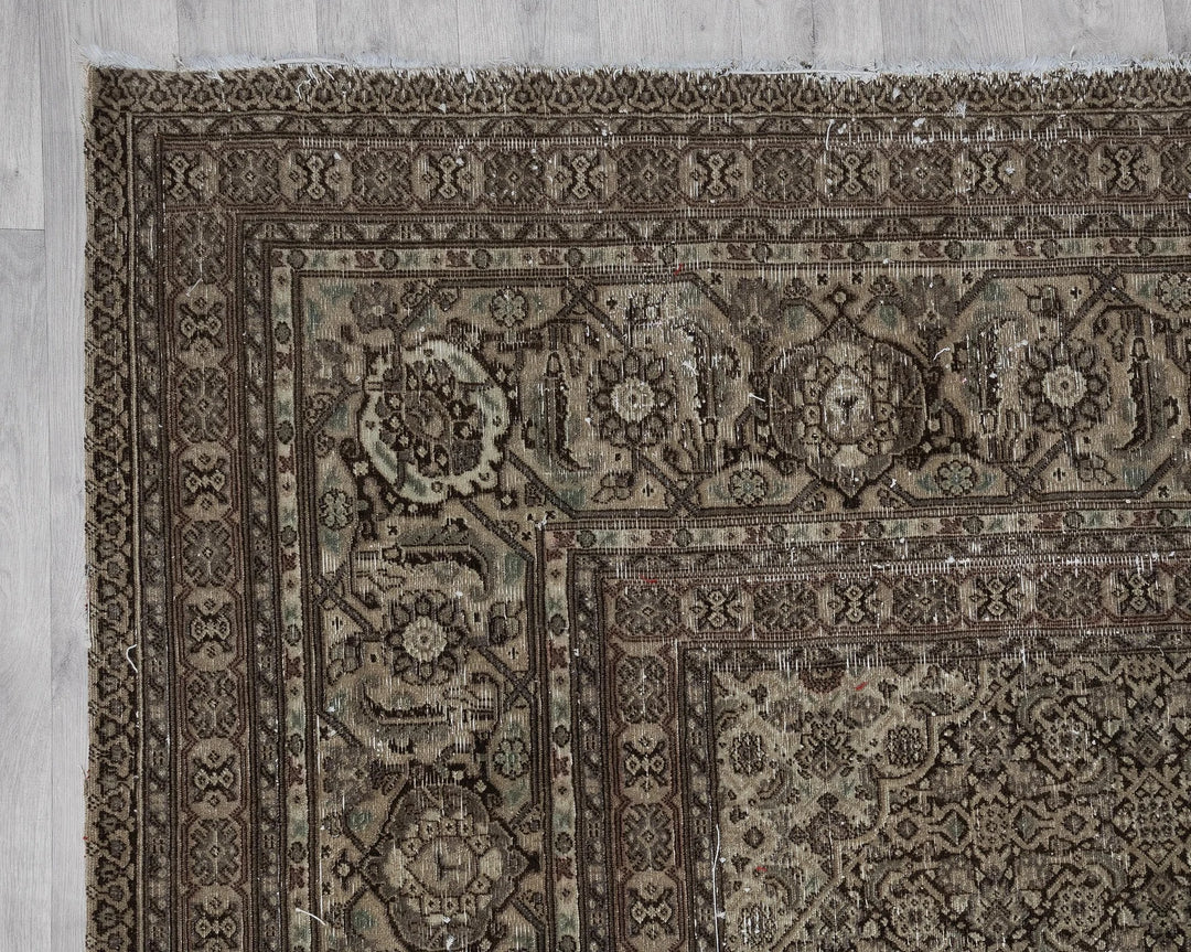 Brown Oushak Rug 8' 6" x 11' 2" | No. VR46881