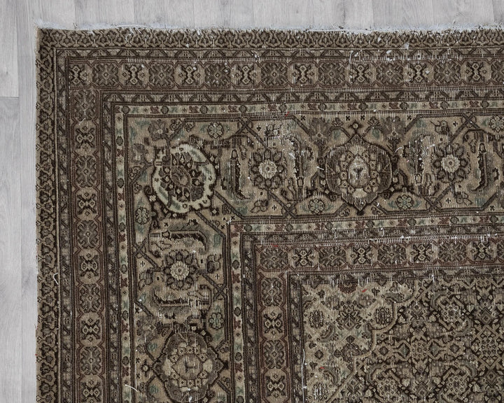 Brown Oushak Rug 8' 6" x 11' 2" | No. VR46881
