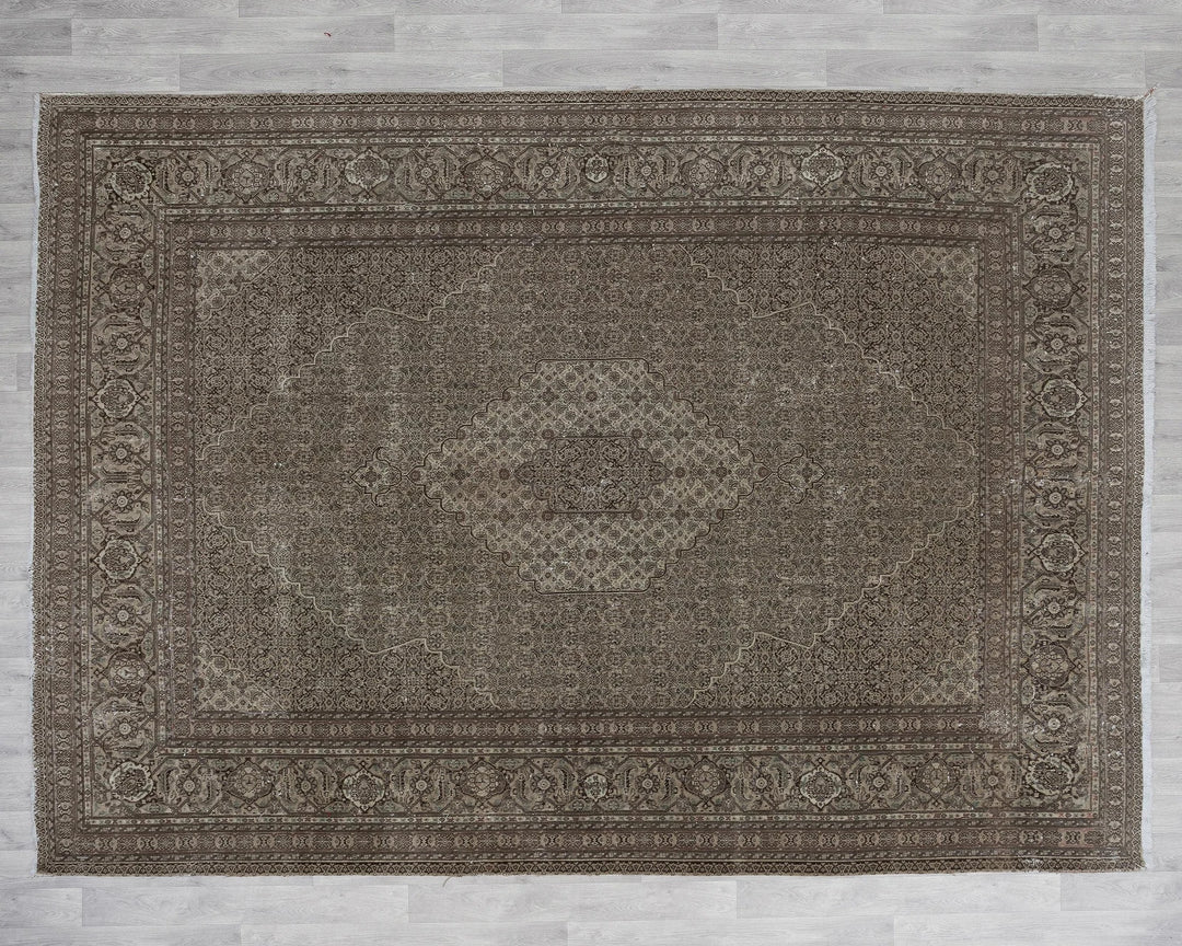 Brown Oushak Rug 8' 6" x 11' 2" | No. VR46881