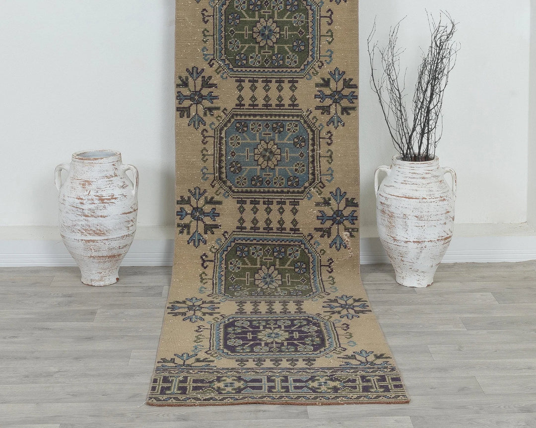 Multicolor Turkish Oushak Rug 2'6" x 10'2" Hand-Knotted detail