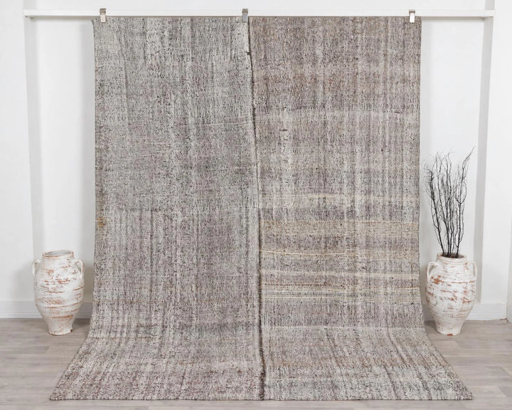 Gray Kilim Rug 7' 3" x 10' | No. VR46948