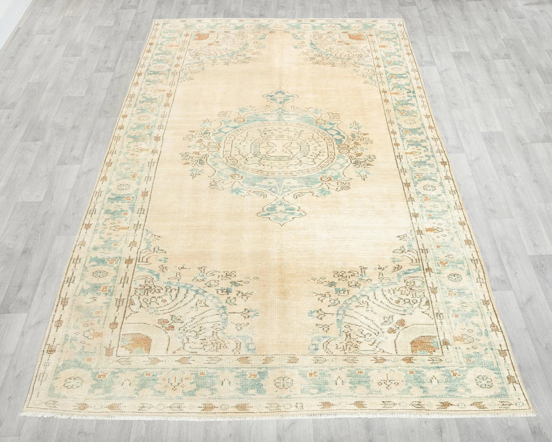 Beige Turkish Oushak Rug 9' 6" x 6' 1" Hand-Knotted | No. VR47085