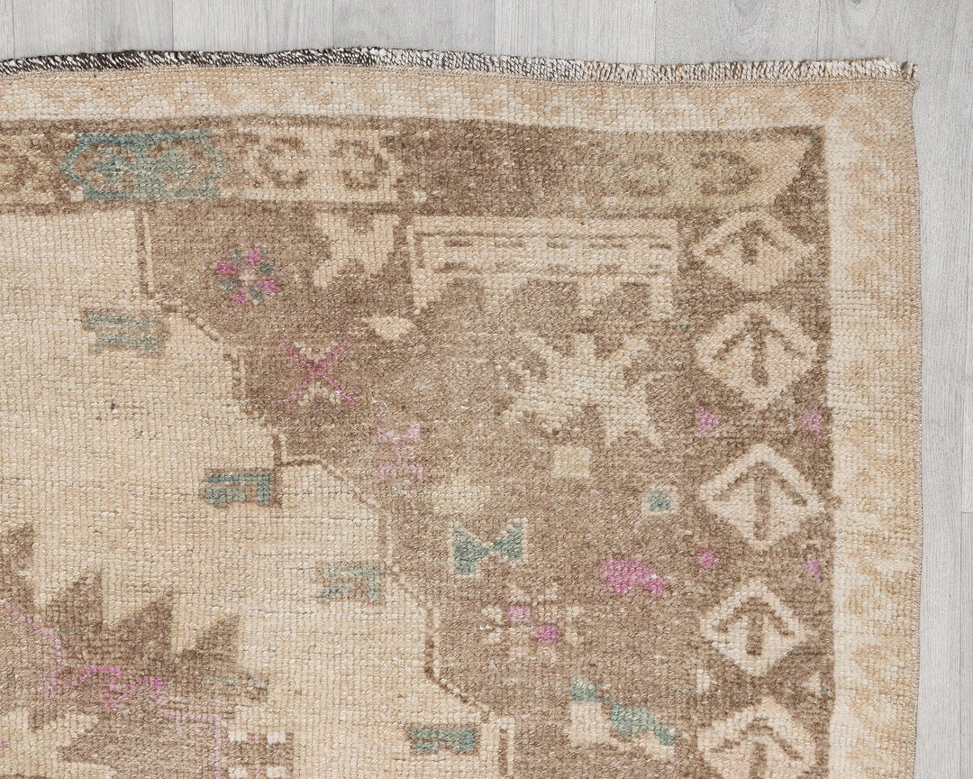 Multicolor Turkish Oushak Rug 5' 4" x 10' 8" Hand-Knotted | No. VR47332