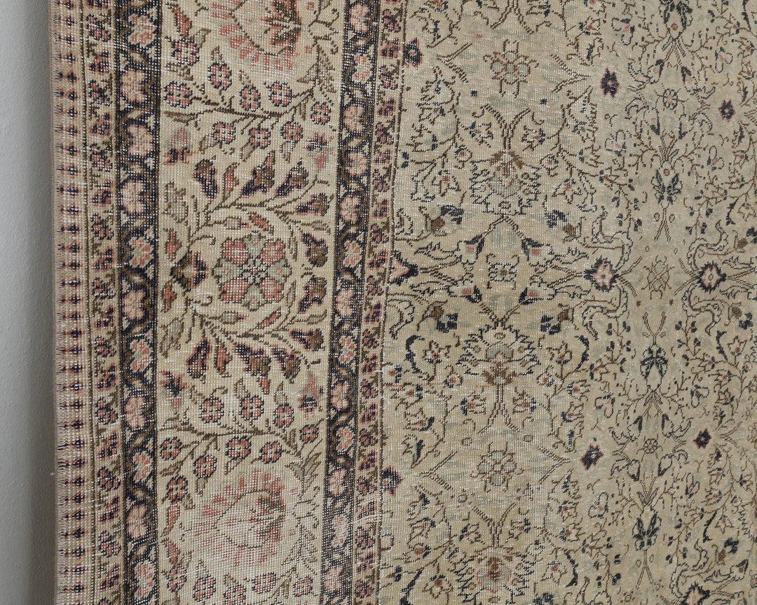 Multicolor Turkish Oushak Rug 7' 7" x 10' 7" Hand-Knotted close-up