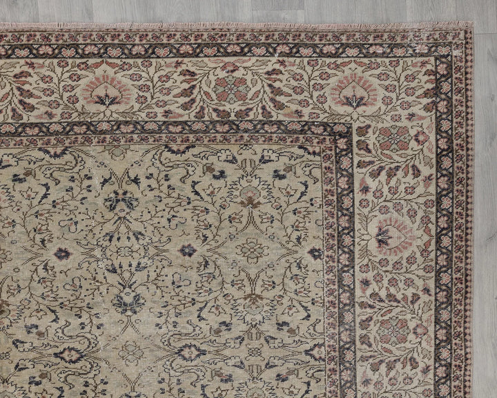 Multicolor Turkish Oushak Rug 7' 7" x 10' 7" Hand-Knotted border