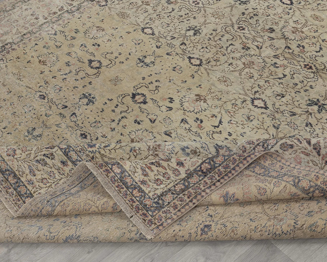 Multicolor Turkish Oushak Rug 7' 7" x 10' 7" Hand-Knotted field