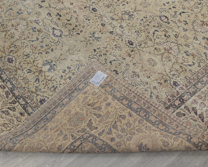 Multicolor Turkish Oushak Rug 7' 7" x 10' 7" Hand-Knotted texture