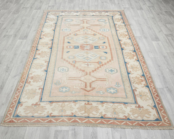 Multicolor Turkish Oushak Rug 5' 1" x 7' 9" Hand-Knotted pattern