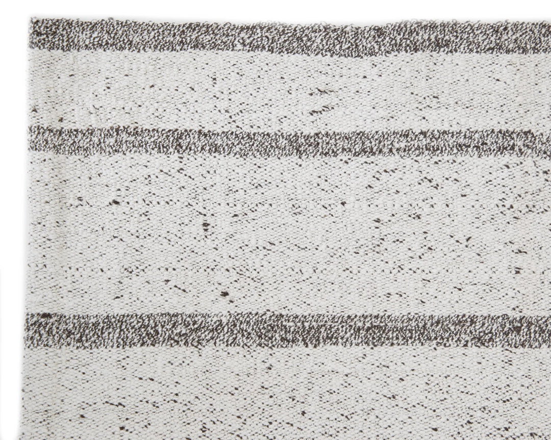 White Turkish Kilim Rug 3'6" x 9'6" Flat-Weave | No. VR47499