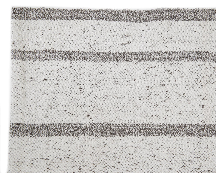 White Turkish Kilim Rug 3'6" x 9'6" Flat-Weave | No. VR47499