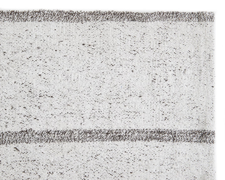White Turkish Kilim Rug 3'6" x 9'6" Flat-Weave | No. VR47499
