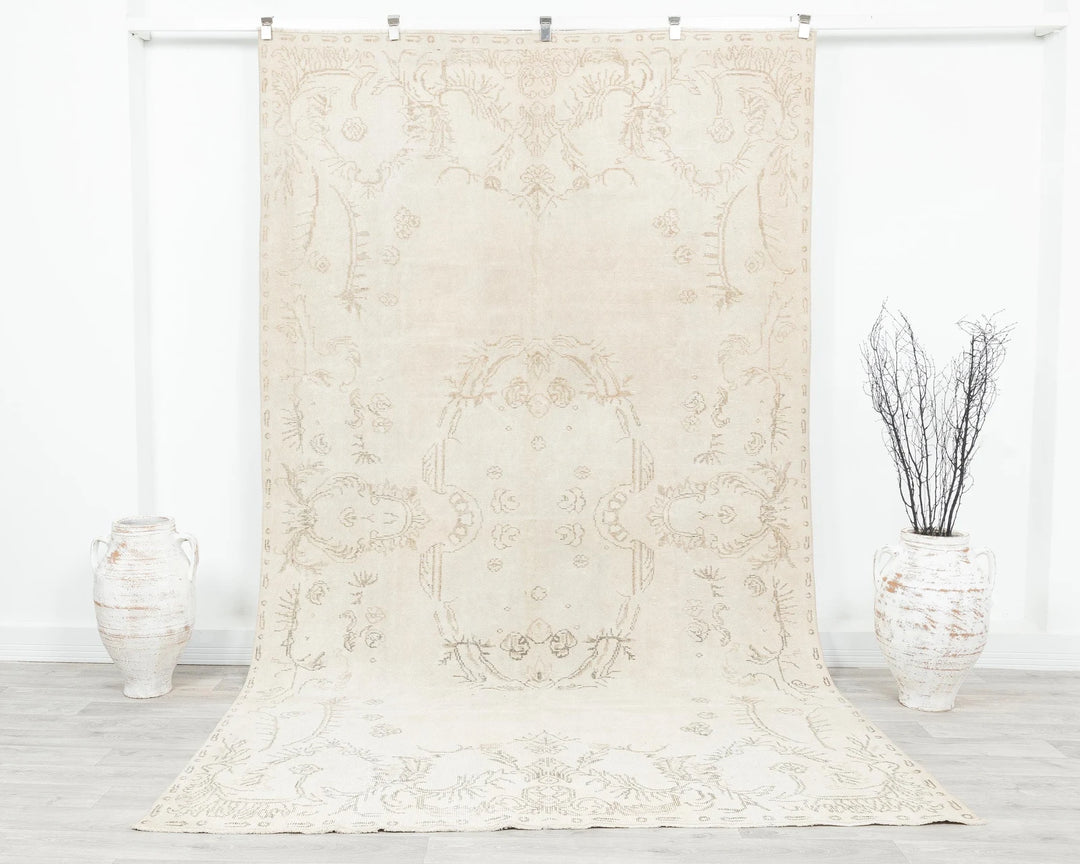 Beige Turkish Oushak Rug 6'1" x 10'1" Hand-Knotted | No. VR47625