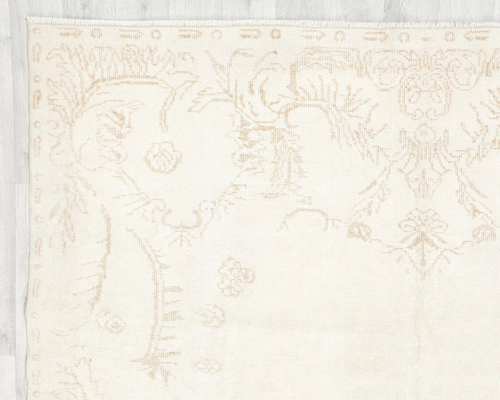 Beige Turkish Oushak Rug 6'1" x 10'1" Hand-Knotted | No. VR47625