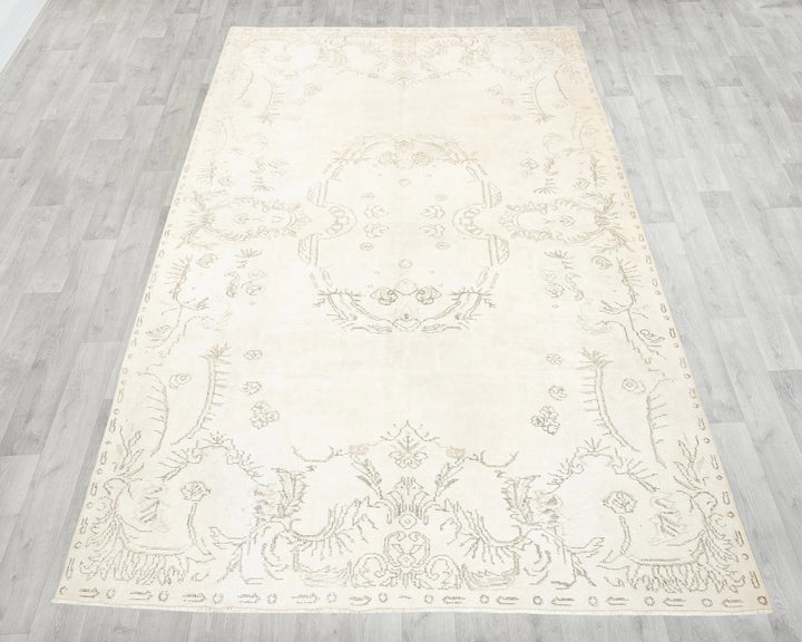 Beige Turkish Oushak Rug 6'1" x 10'1" Hand-Knotted | No. VR47625