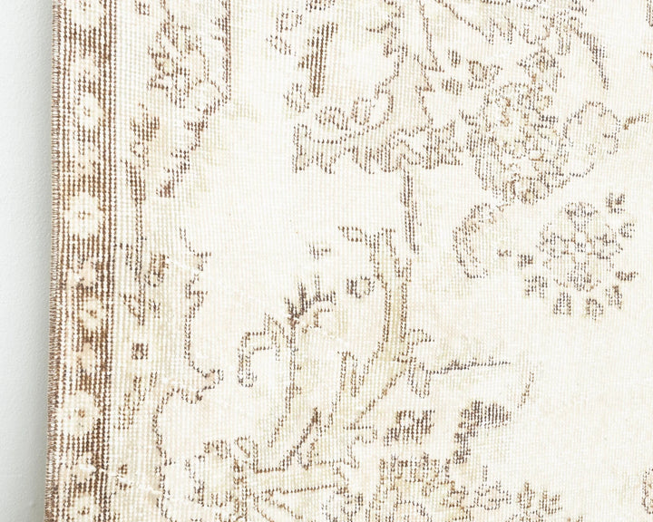 Beige Turkish Oushak Rug 5'5" x 9'2" Hand-Knotted | No. VR47740