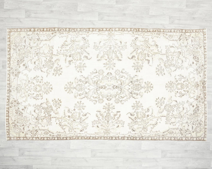 Beige Turkish Oushak Rug 5'5" x 9'2" Hand-Knotted | No. VR47740