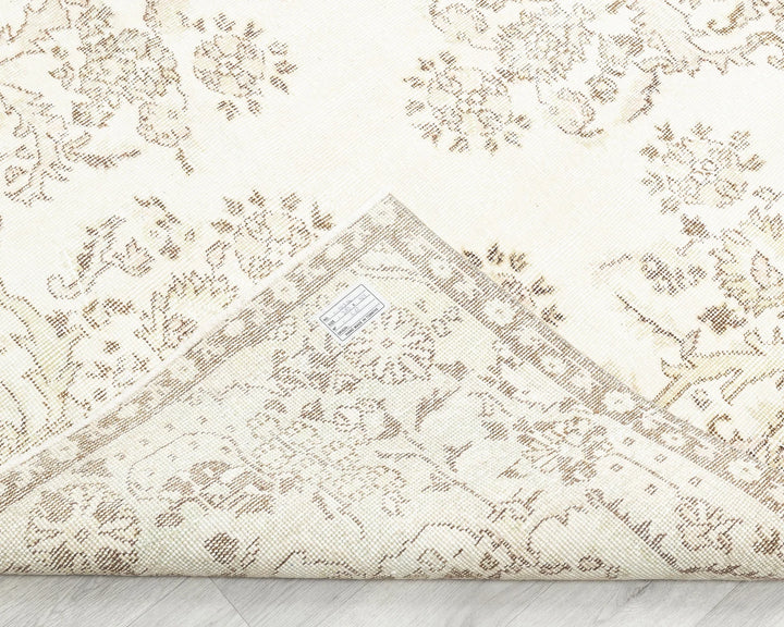 Beige Turkish Oushak Rug 5'5" x 9'2" Hand-Knotted | No. VR47740