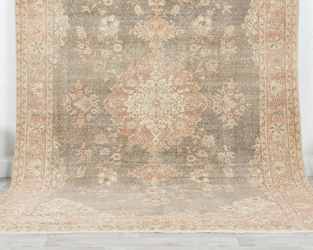 Multicolor Turkish Oushak Rug 6'9" x 9'6" Hand-Knotted | No. VR47909