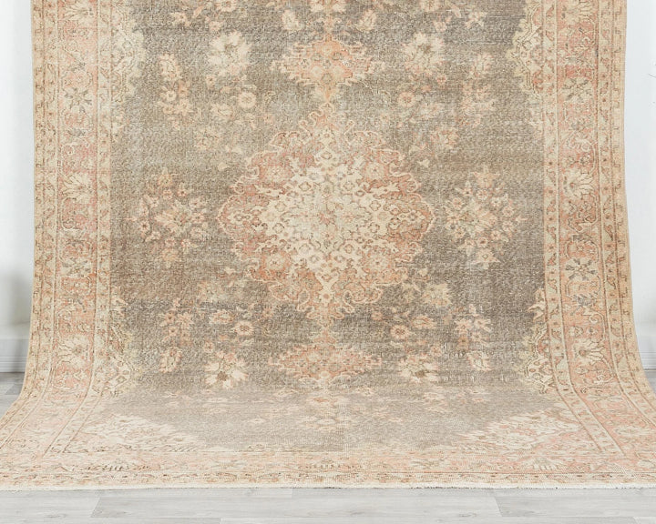 Multicolor Turkish Oushak Rug 6'9" x 9'6" Hand-Knotted | No. VR47909