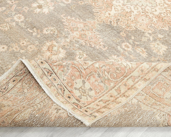 Multicolor Turkish Oushak Rug 6'9" x 9'6" Hand-Knotted | No. VR47909