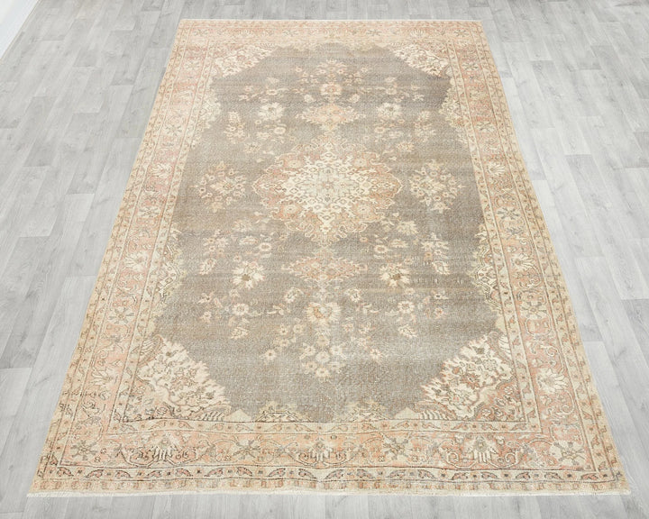 Multicolor Turkish Oushak Rug 6'9" x 9'6" Hand-Knotted | No. VR47909