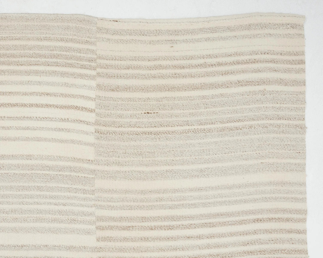 Beige Turkish Kilim Rug 9' 6" x 11' 4" Flat-Weave border