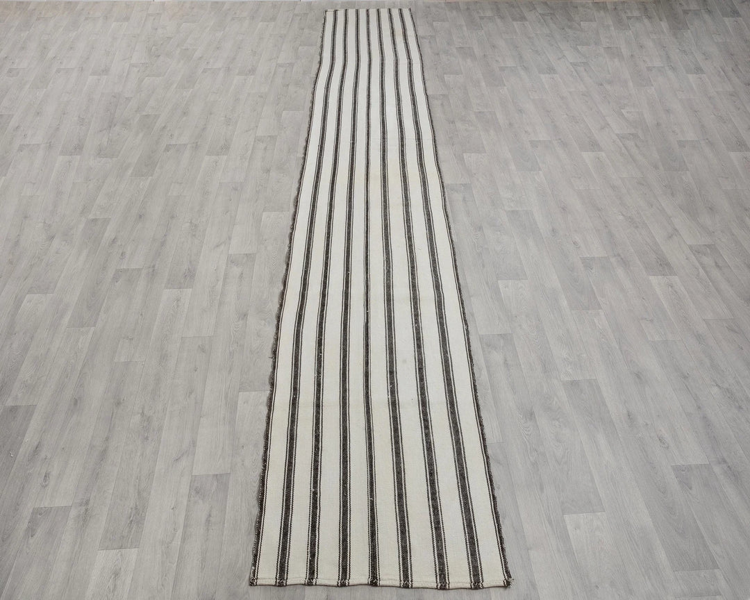 Ivory Runner Rug 2' x 14' | No. VR48360