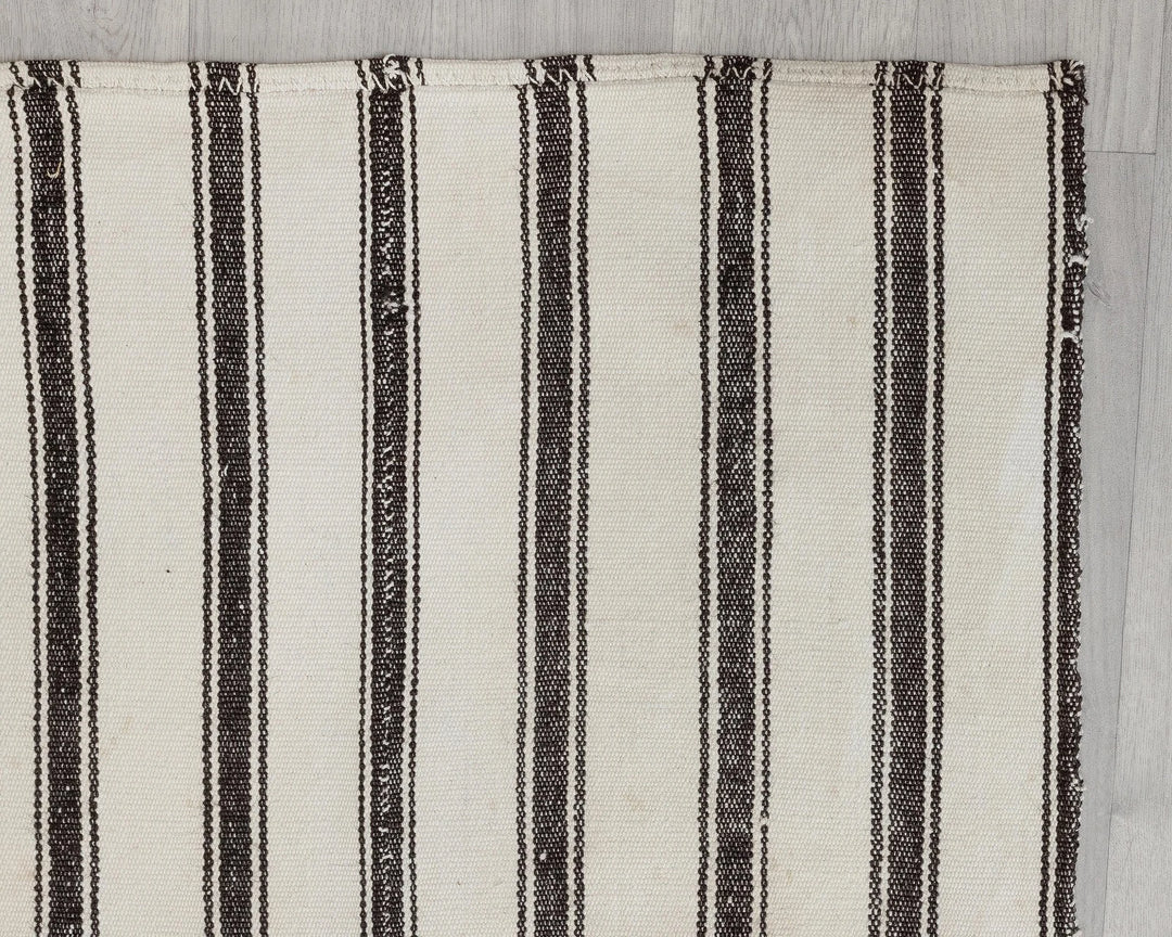 Ivory Runner Rug 2' x 14' | No. VR48360
