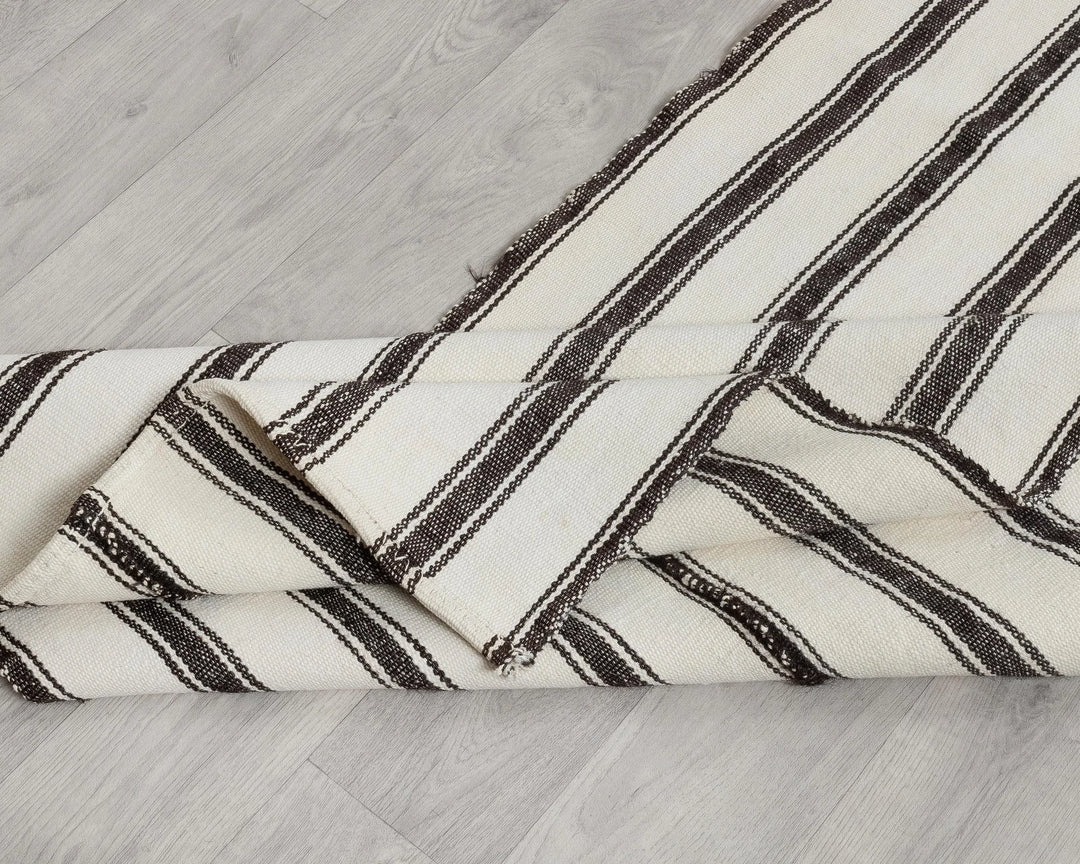 Ivory Runner Rug 2' x 14' | No. VR48360