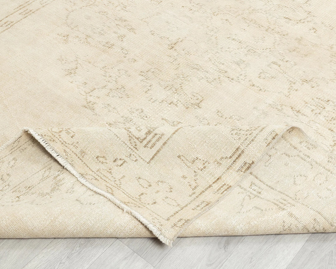 Beige Turkish Oushak Rug 6' x 10' Hand-Knotted | No. VR48946
