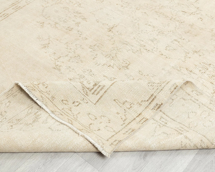 Beige Turkish Oushak Rug 6' x 10' Hand-Knotted | No. VR48946