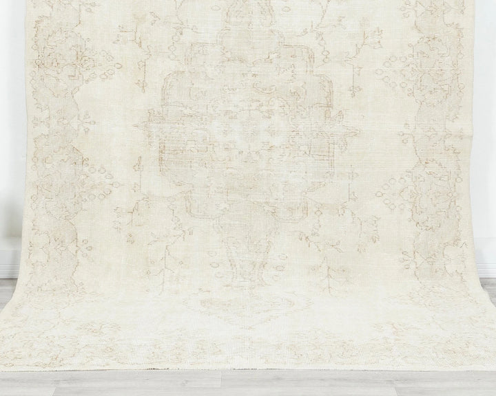 Beige Turkish Oushak Rug 5'11" x 9'5" Hand-Knotted | No. VR49000