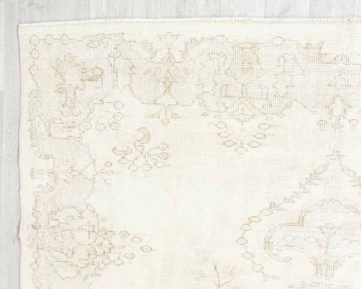 Beige Turkish Oushak Rug 5'11" x 9'5" Hand-Knotted | No. VR49000