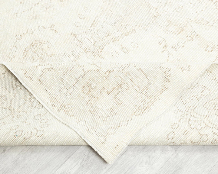Beige Turkish Oushak Rug 5'11" x 9'5" Hand-Knotted | No. VR49000