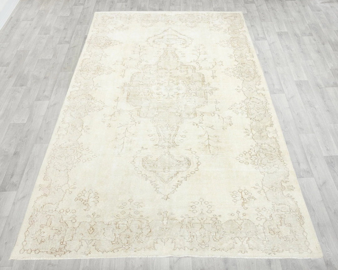 Beige Turkish Oushak Rug 5'11" x 9'5" Hand-Knotted | No. VR49000