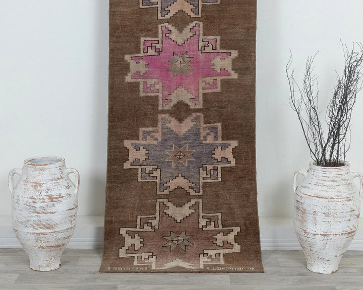 Rust Turkish Oushak Rug 2'7" x 7'3" Hand-Knotted detail