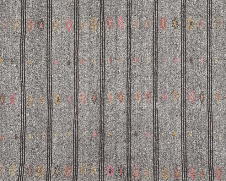 Kilim Rug 6' 3" x 8' 4" | No. VR49050