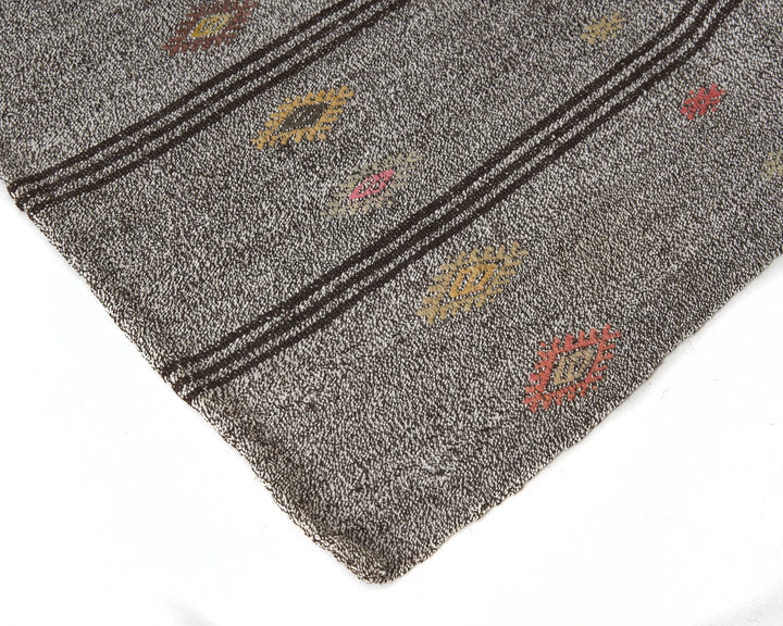 Kilim Rug 6' 3" x 8' 4" | No. VR49050