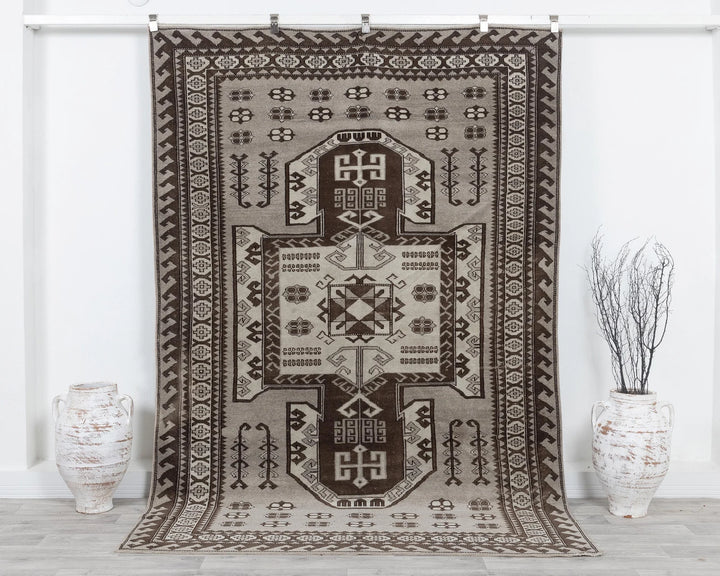 Brown Oushak Rug 8' 7" x 9' | No. VR49072