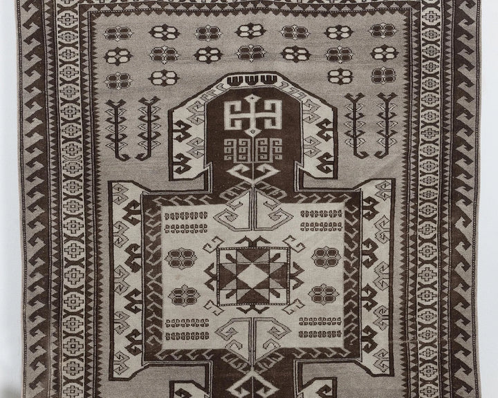 Brown Oushak Rug 8' 7" x 9' | No. VR49072