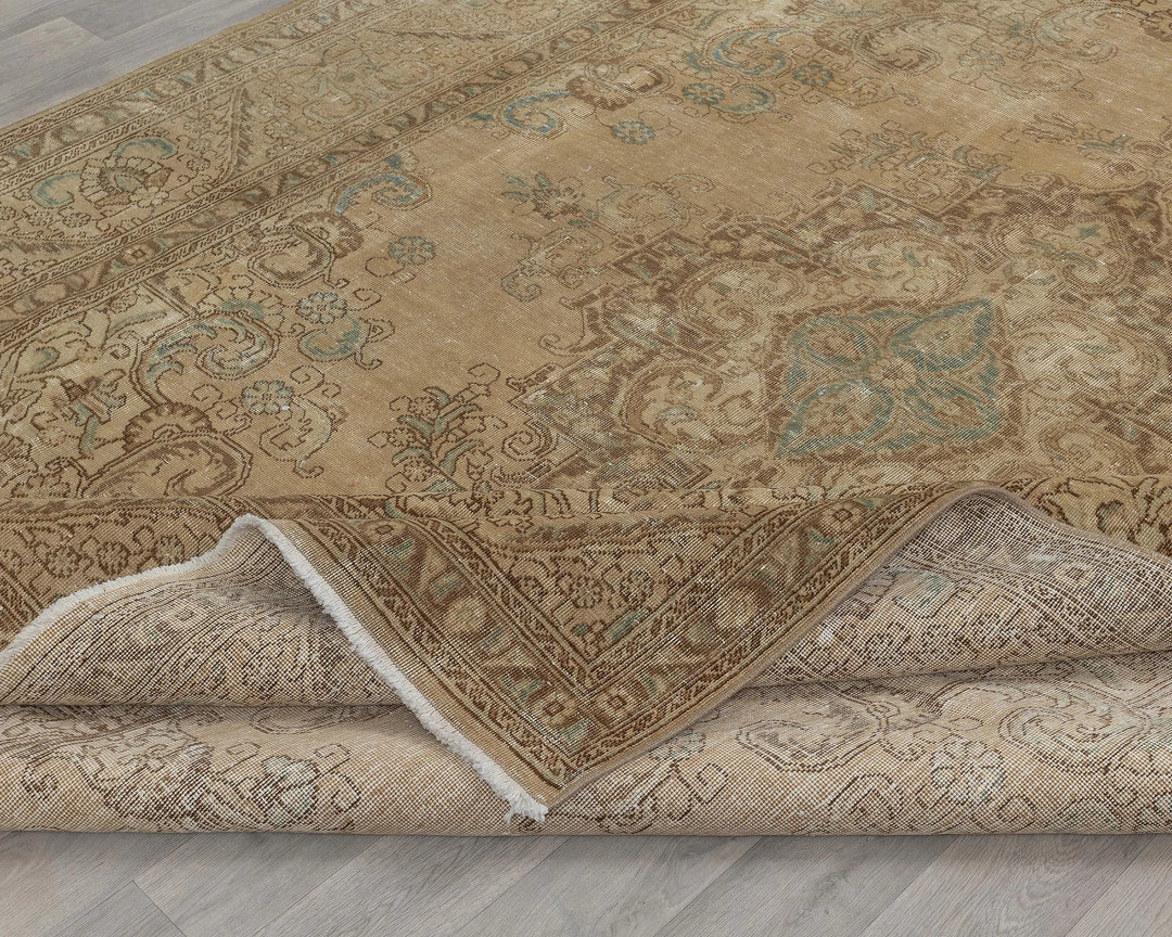 Multicolor Turkish Oushak Rug 8' x 11' Hand-Knotted texture
