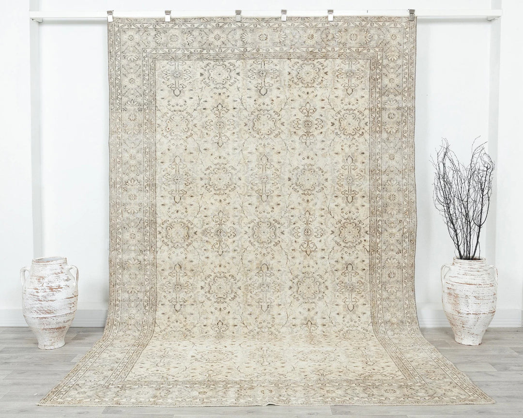 Beige Turkish Oushak Rug 6'8" x 10'1" Hand-Knotted