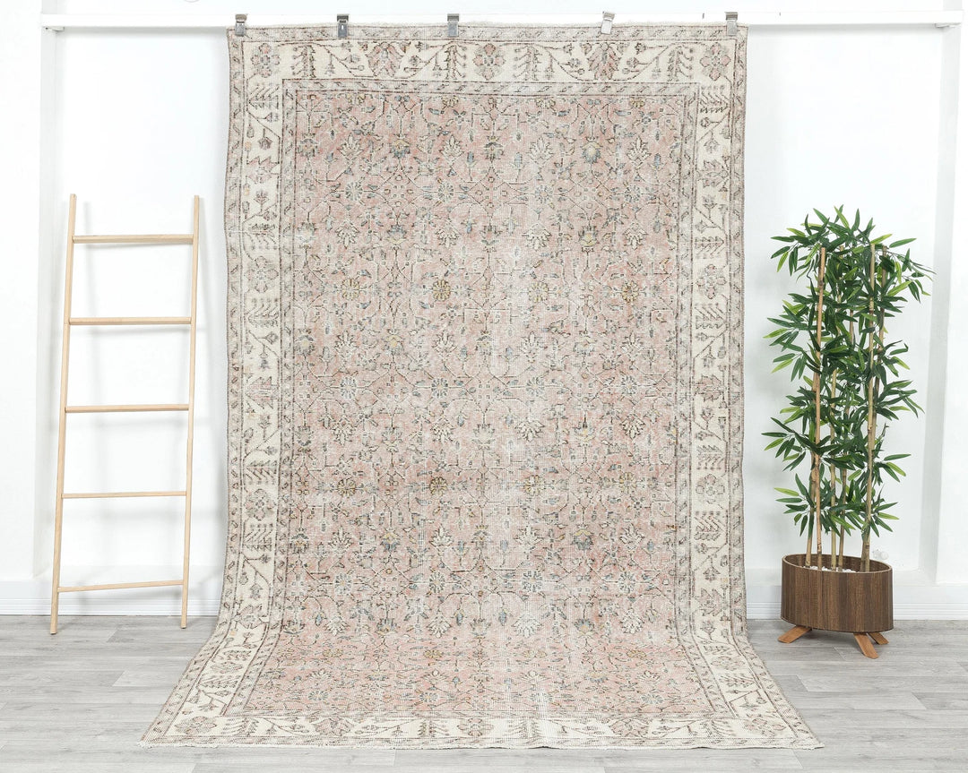 Pink Oushak Rug 5' 8" x 9' 7" | No. VR49731