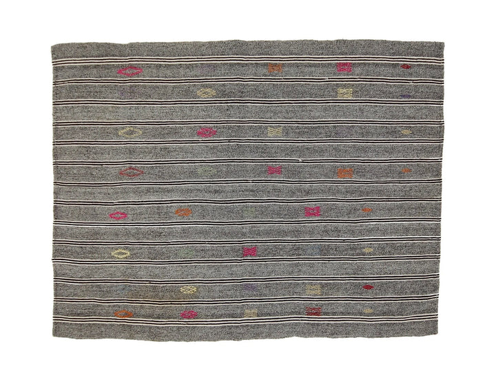 Gray Kilim Rug 5' 7" x 7' 3" | No. VR50426