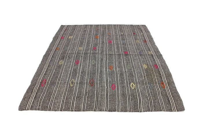 Gray Kilim Rug 5' 7" x 7' 3" | No. VR50426