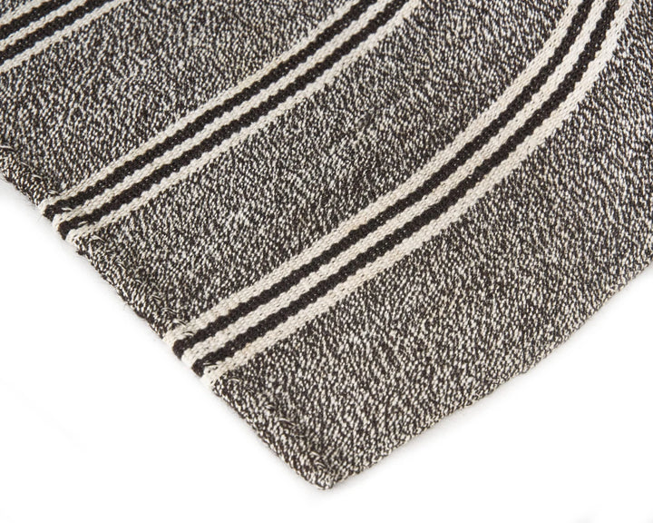 Gray Kilim Rug 5' 7" x 7' 3" | No. VR50426
